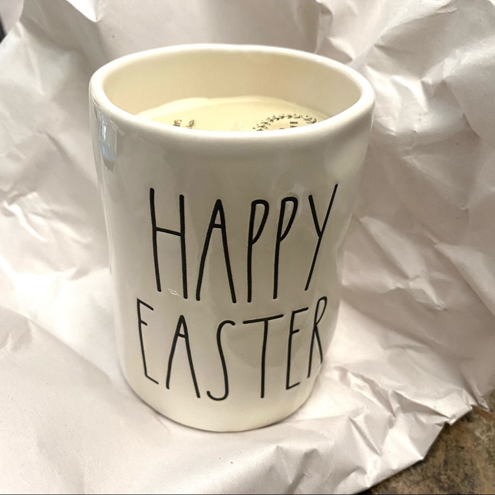 RAE DUNN Happy Easter Gardenia Bloom Candle
